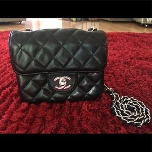Authentic CHANEL Quilted Lambskin Purse